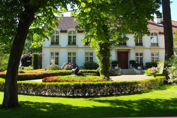 Comment gagner de la place à l'entrée de sa propriété ?