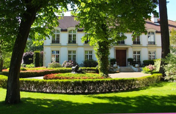 Comment gagner de la place à l'entrée de sa propriété ?